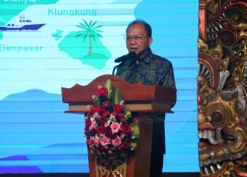 Gubernur Bali Wayan Koster.-BALITOPIK.COM
