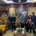 Panitia Heritage Fun Bike saat beraudiensi dengan Wakil Wali Kota Denpasar Kadek Agus Arya Wibawa. -IST