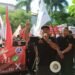 Ketua Federasi Serikat Pekerja Mandiri (FSPM) Regional Bali, Ida Idewa Made Rai Budi Darsana saat memimpin aksi buruh beberapa waktu lalu. IST