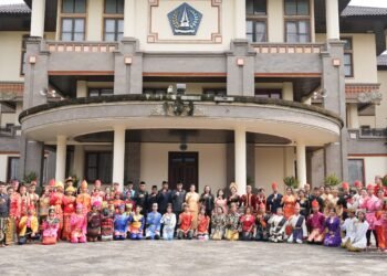 Pemerintah Kabupaten Badung sukses menggelar upacara peringatan Hari Sumpah Pemuda Ke-98 tahun 2026. Acara yang mengusung tema “Patriotik, Gigih, Berempati, Pemuda untuk Indonesia”. -IST