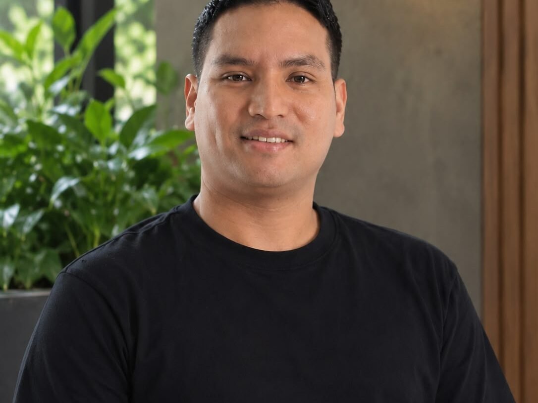 Inosius Pati Wedu,S.IP