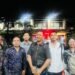 Gede Pasek Suardika (depan tengah) dan tim hukum I Made Daging lainnya saat mendatangi Polda Bali, Senin (5/10/2026) malam. -BALITOPIK.COM