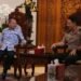 Gubernur Bali Wayan Koster saat menerima pamitan dari Irjen Pol Daniel Adityajaya. -IST